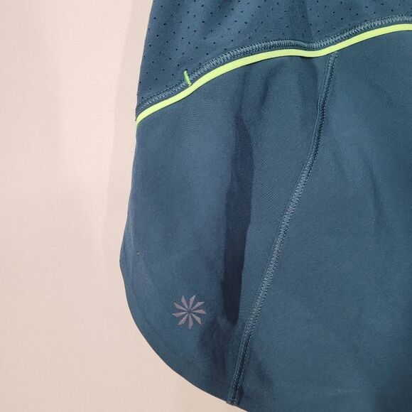 Athleta Run With It Shorts Oceanic Teal Size Medium - Picture 4 of 9